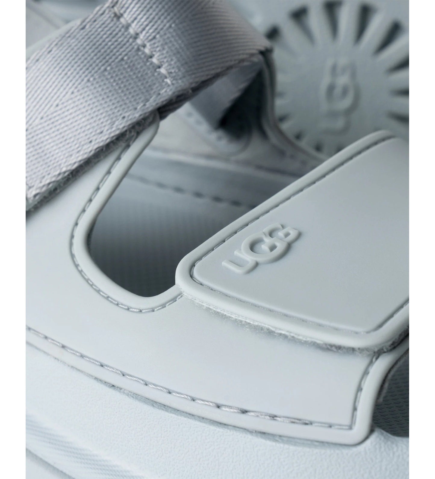 UGG GoldenGlow Sandal Current