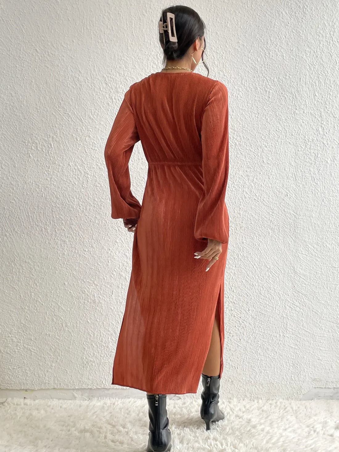 ALINA | Plissiertes Midikleid – Elegant, Feminin & Raffiniert
