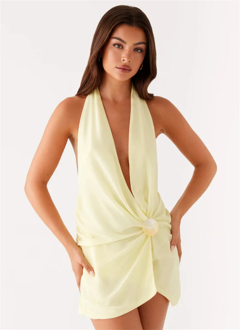 LIA | Sexy Minikleid mit Muscheldetails – Rückenfrei, Elegant & Sommerlich