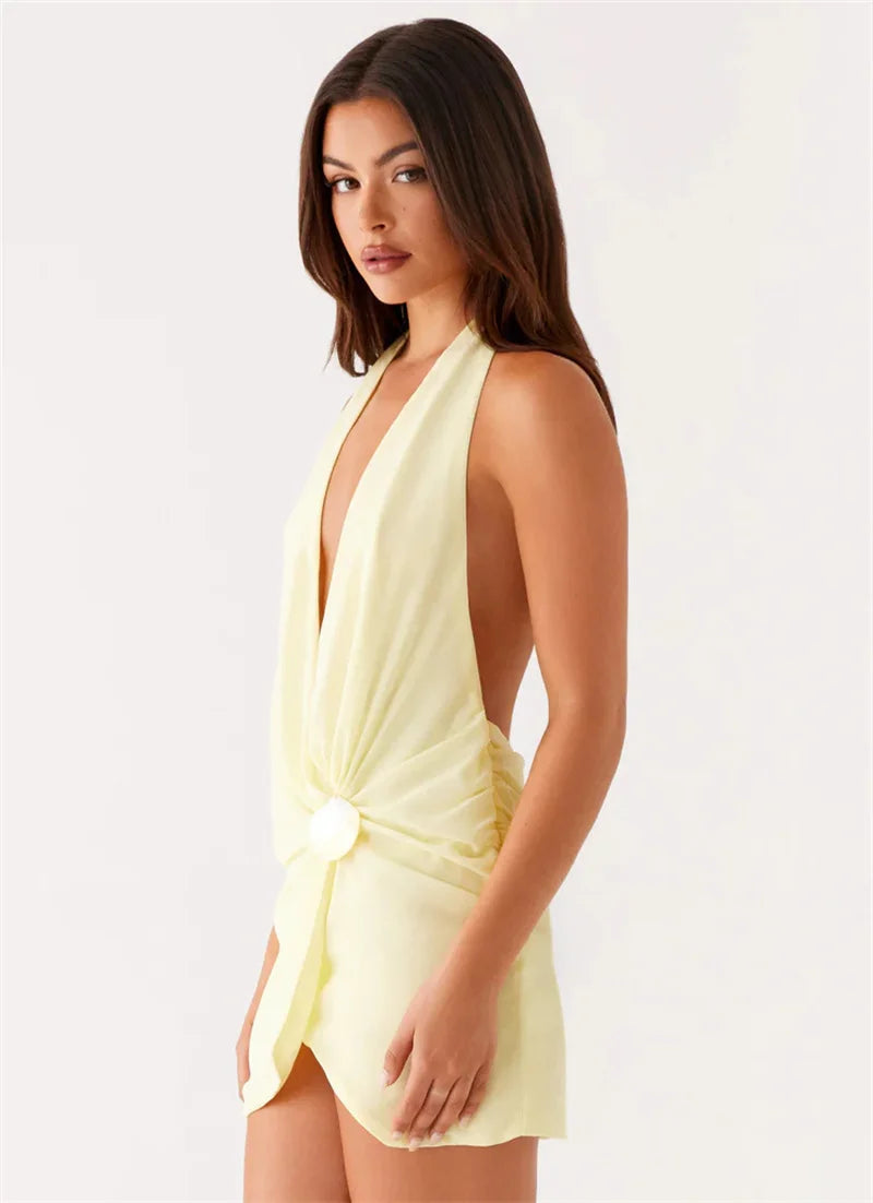 LIA | Sexy Minikleid mit Muscheldetails – Rückenfrei, Elegant & Sommerlich