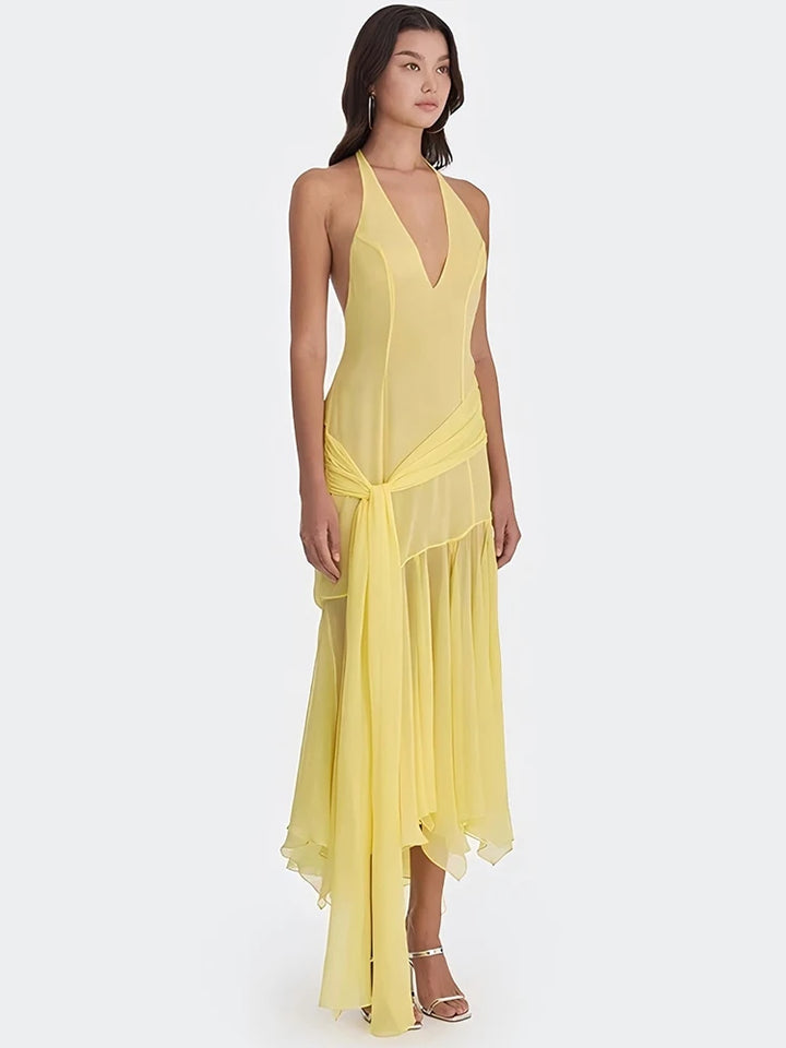 ISLA | Maxikleid mit Halterneck & Drapierung – Elegant, Rückenfrei & Modern