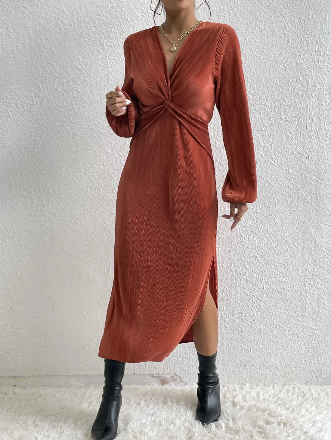ALINA | Plissiertes Midikleid – Elegant, Feminin & Raffiniert