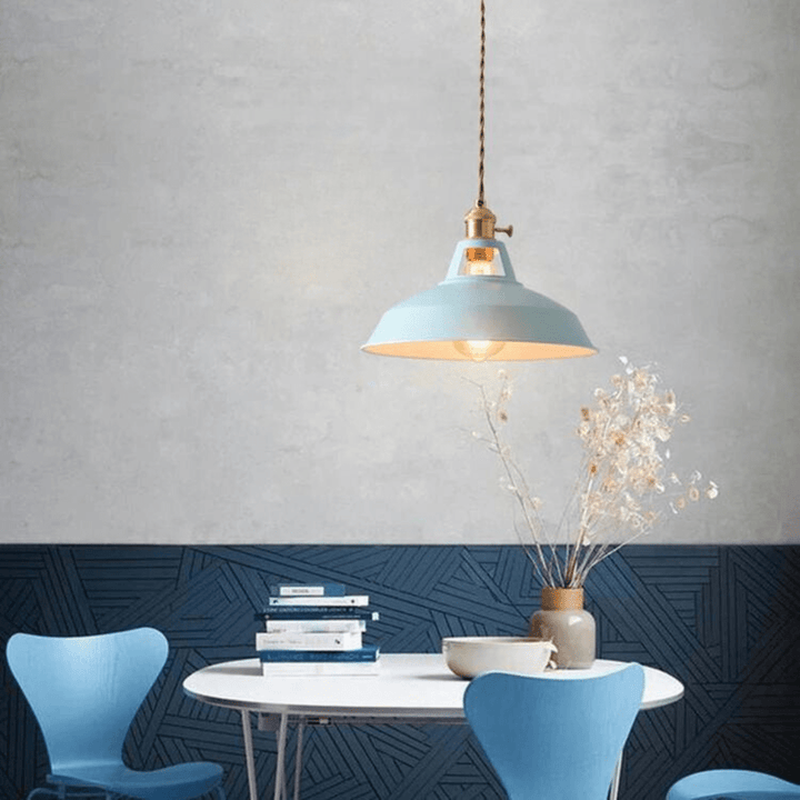 Suspension Luminaire Industrielle LED Raffinée