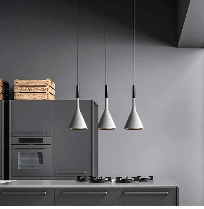 Suspension Luminaire LED Moderne et Élégante